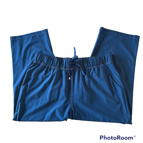 Christopher & Banks Pants - Christopher & Banks Capri pants